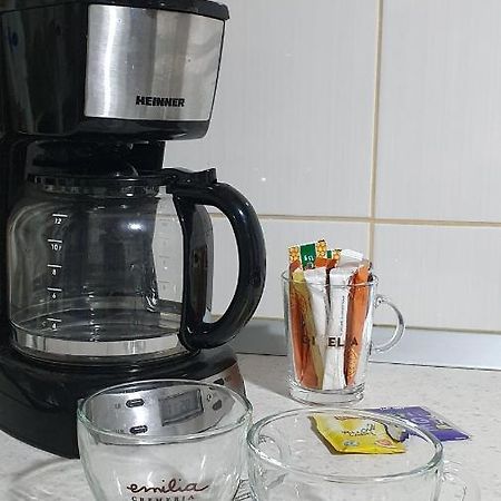 Cozy Apartament 3 Min To Subway 24H7 Check In Popesti-Leordeni Екстериор снимка