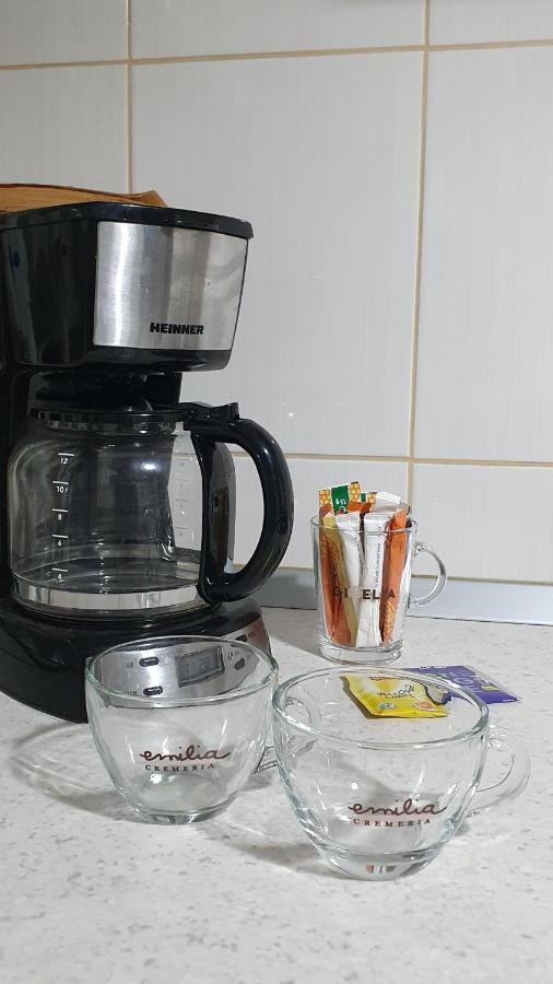 Cozy Apartament 3 Min To Subway 24H7 Check In Popesti-Leordeni Екстериор снимка